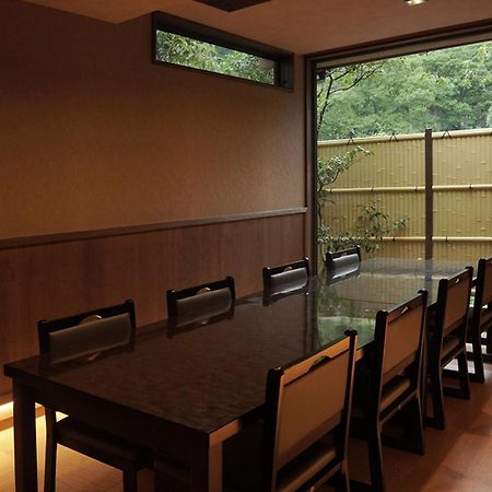 Yunohira Kamiyanagiya Hotel Yufu Exterior foto