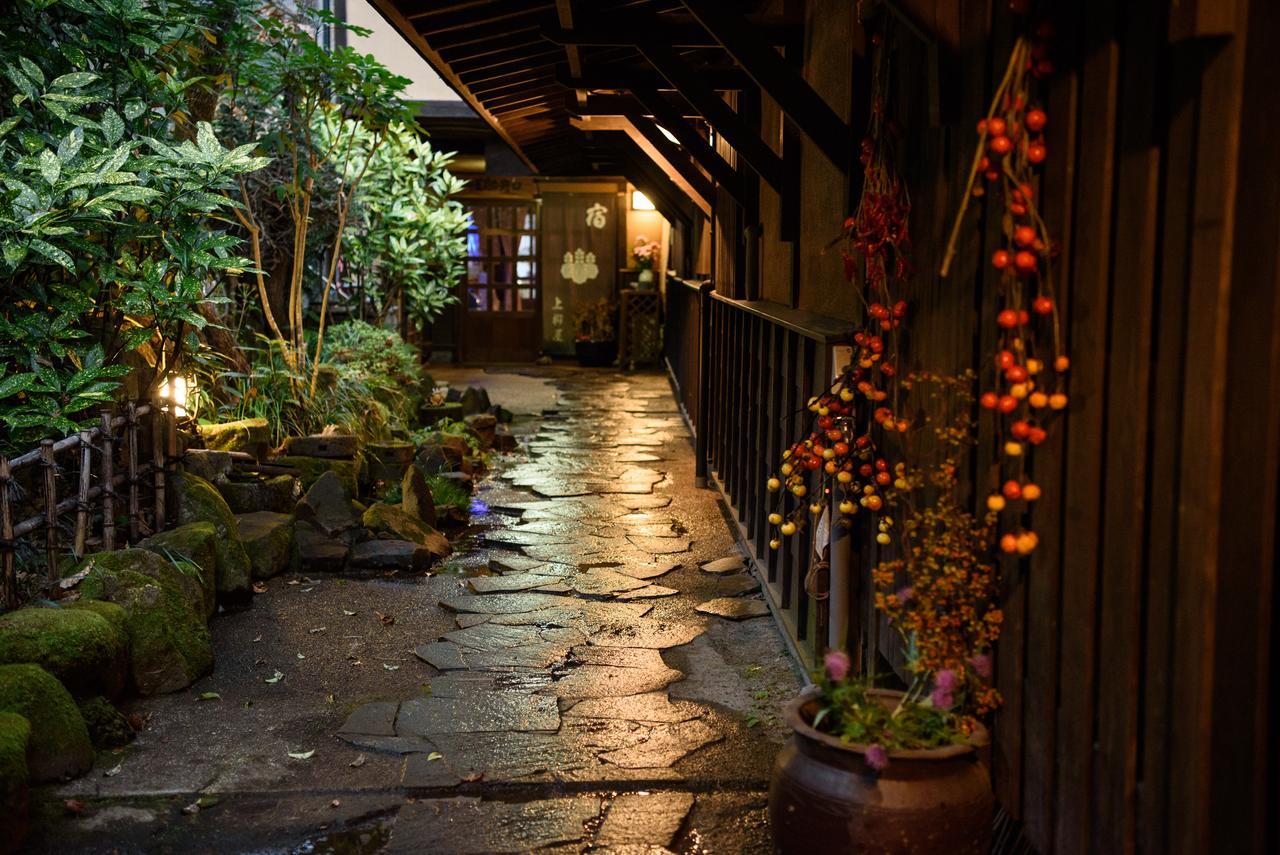 Yunohira Kamiyanagiya Hotel Yufu Exterior foto